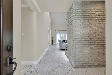 14915 El Miranda Dr, Houston, TX 77095 - photo 5