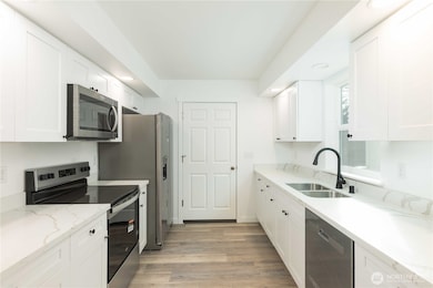 371 E Sullivan St, Allyn, WA 98524 - photo 5