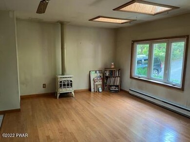 139 Kemodobi Cir E, Dingmans Ferry, PA 18328 - photo 5