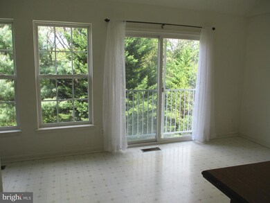 171 Maple Ave unit 8, Coatesville, PA 19320 - photo 7