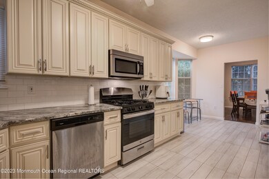 80 Cheyenne St, Tinton Falls, NJ 07712 - photo 5