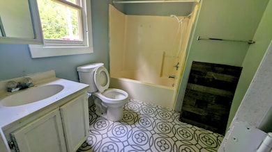 7846 State Highway 1690, Louisa, KY 41230 - photo 5