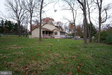 77 Chenoweth Dr, Bunker Hill, WV 25413 - photo 4