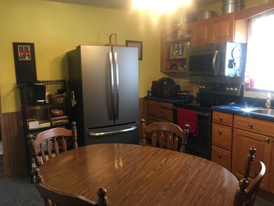 221 E North St, Portland, IN 47371 - photo 6