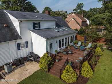 10-web-or-mls-9 Rear Deck 3