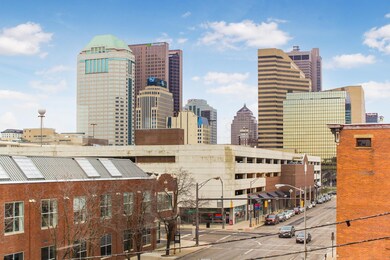 326 S 3rd -3 02