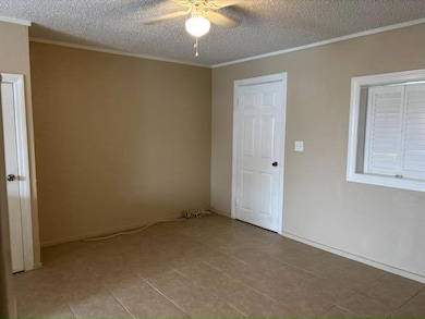 10545 Seminole Blvd unit 5, Largo, FL 33778 - photo 3