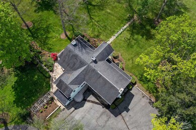 352 Hemlock Ave_0008