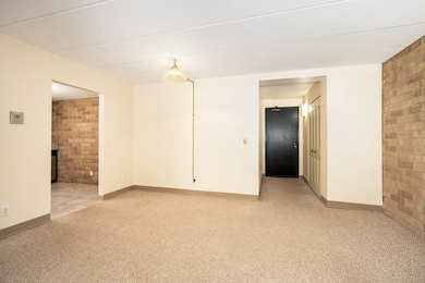 Hamilton Bay unit A28, Quincy, MA 02171 - photo 2