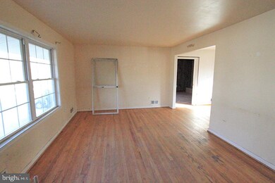 10009 Dubarry St, Glenn Dale, MD 20769 - photo 3