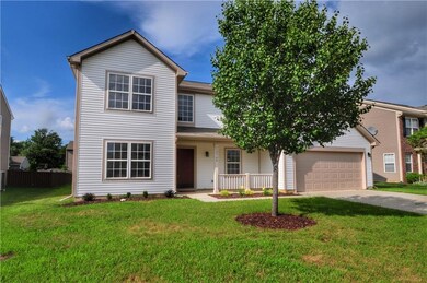 12368 Quarterback Ln, Fishers, IN 46037 - photo 3