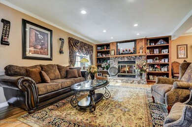 9 Ottawa Rd N, Morganville, NJ 07751 - photo 4