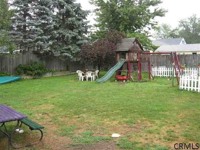 28 Wisconsin Ave, Rensselaer, NY 12144 - photo 5