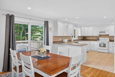 25 Woodcrest Ln, West Yarmouth, MA 02673 - photo 5