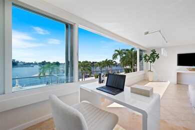 215 N Birch Rd unit A2, Fort Lauderdale, FL 33304 - photo 2