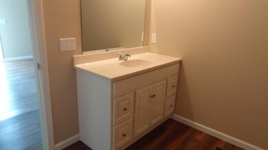 33 Vaughn St, Crossville, TN 38555 - photo 5