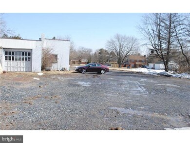 386 Heller Rd, Quakertown, PA 18951 - photo 2