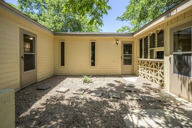 2563 County Road 769a, Brazoria, TX 77422 - photo 2