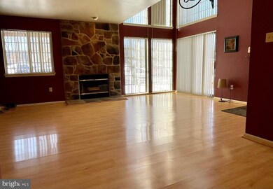 1077 Patrick Place unit 77, Chalfont, PA 18914 - photo 5