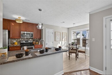 300 Jacks Place, Newport News, VA 23608 - photo 6