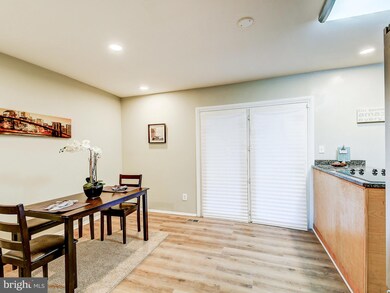 1409 Harford Square Dr, Edgewood, MD 21040 - photo 6