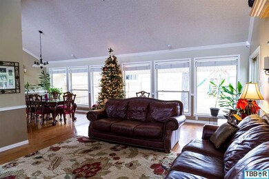 14194 Canyon Oaks Cir, Troy, TX 76579 - photo 6