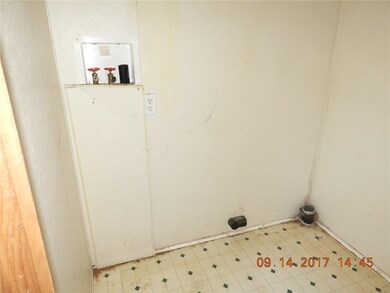 34605 Clear Pond Rd, Shawnee, OK 74801 - photo 5