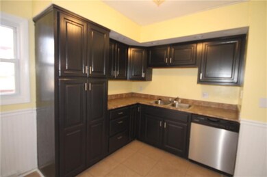 3425 Virginia St, Columbus, IN 47203 - photo 6