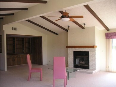 2295 Lindsay Dr, Carlsbad, CA 92008 - photo 5