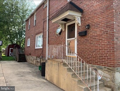 421 Sutton Ave, Folsom, PA 19033 - photo 6