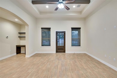 118 N Buckhorn Dr, Bastrop, TX 78602 - photo 2