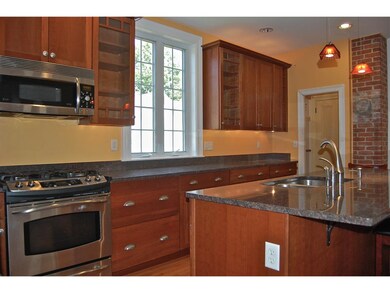 343 Union St, Portsmouth, NH 03801 - photo 3
