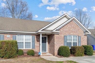 2564 Saddleback Dr unit B, Winterville, NC 28590 - photo 3