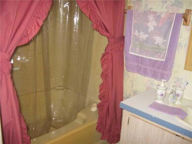 Bathroom. Second bedroom.