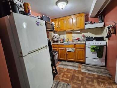 187-11 104th Ave, Jamaica, NY 11412 - photo 7