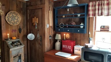 37 Mount Pleasant St, Milford, MA 01757 - photo 5