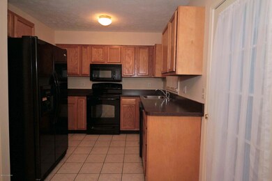 9114 Brandywyne Dr, Louisville, KY 40291 - photo 7