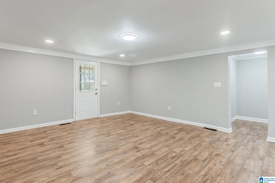 424 Robin Rd, Birmingham, AL 35214 - photo 6