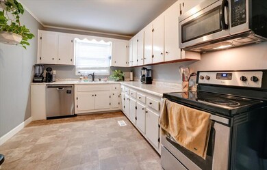 06-1615 Pendleton Rd (14 of 26)
