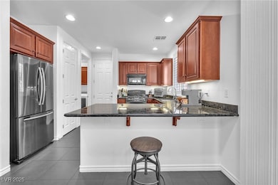 2435 Cordoba Bluff Ct, Las Vegas, NV 89135 - photo 3