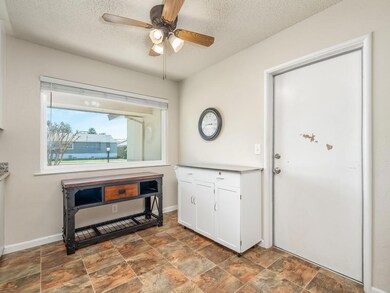 1160 Cypress Ln 7
