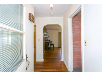 Entrance/Foyer