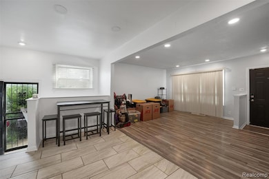 21326 Ithaca Ave, Ferndale, MI 48220 - photo 6