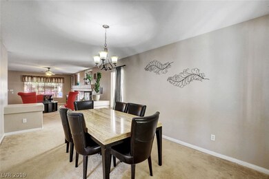 FORMAL DINING AREA, PERFECT FOR ENTERTAINING.