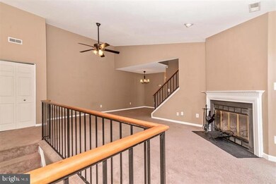 20060 Appledowre Cir, Germantown, MD 20876 - photo 2