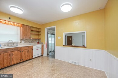 806 Liberty Ln, Blackwood, NJ 08012 - photo 6