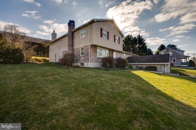 2804 Old Pricetown Rd, Temple, PA 19560 - photo 3