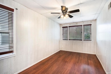 703 Maple St, Mishawaka, IN 46545 - photo 7