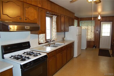 62 17th Ave, North Tonawanda, NY 14120 - photo 3