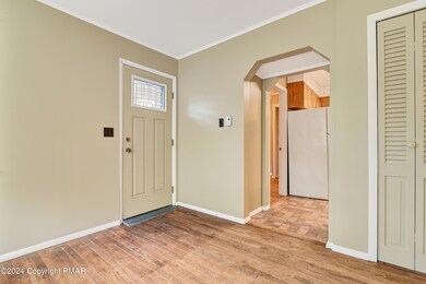 205 Aspen Rd, Dingmans Ferry, PA 18328 - photo 7